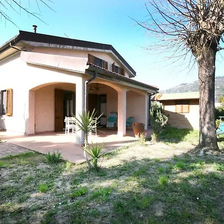 Holiday home Bifamiliare Nel A *